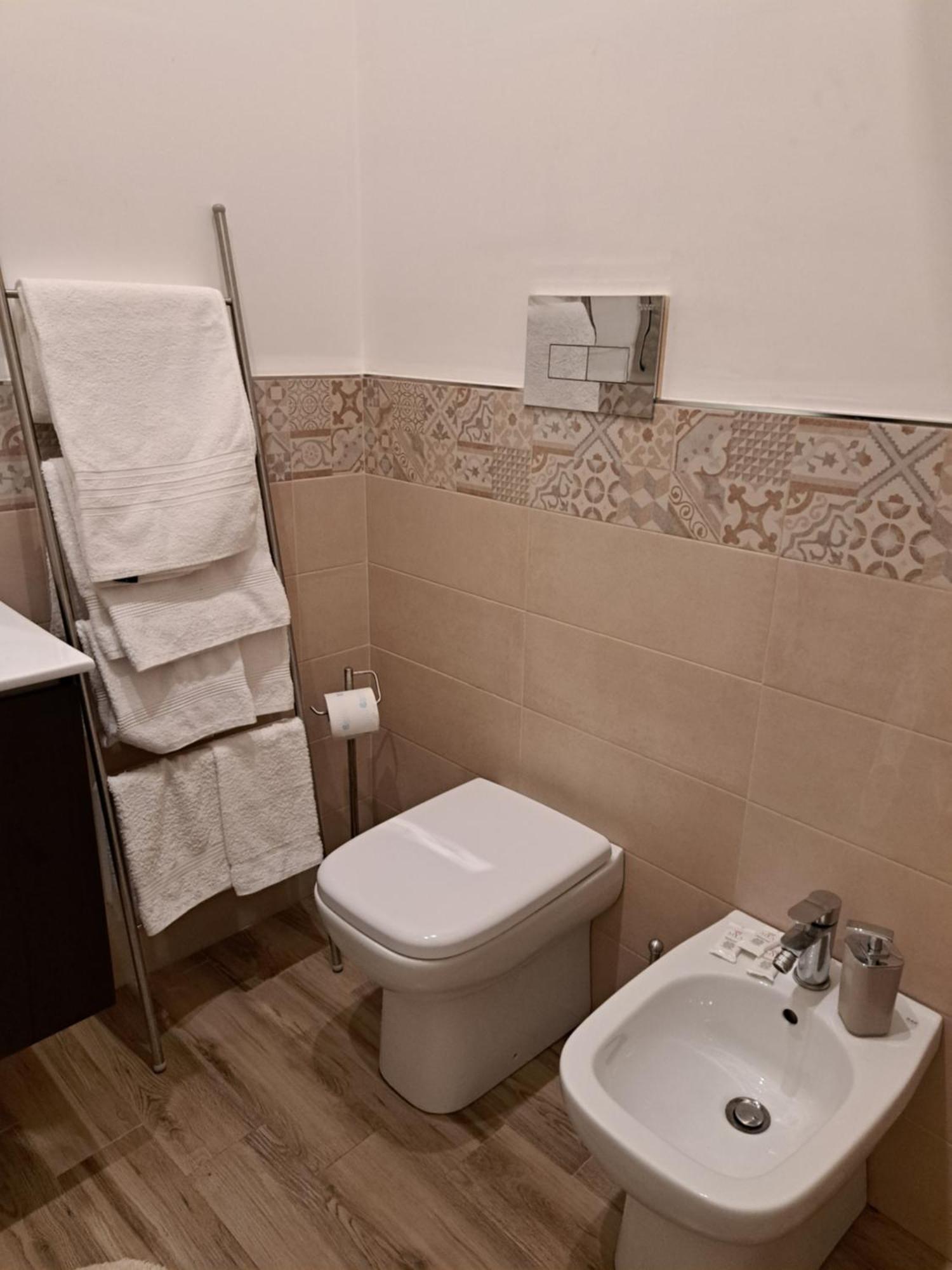 Immacolatella Guest House Palermo Exteriör bild